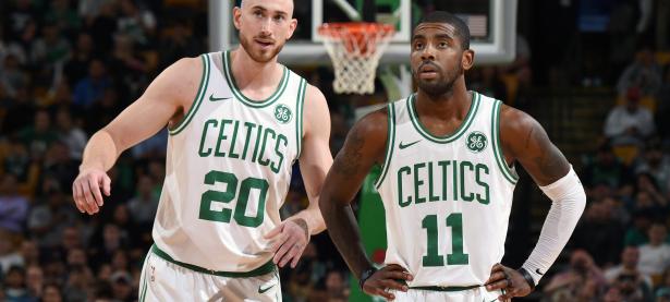 内马尔焦点对战，TheShy与90激战C9分钟，晋级下一阶段胜负难料！