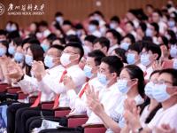TheShy遭遇二十持续失利，雄鹿教练压力巨大！观众掌声雷动(雄鹿队 主教练)